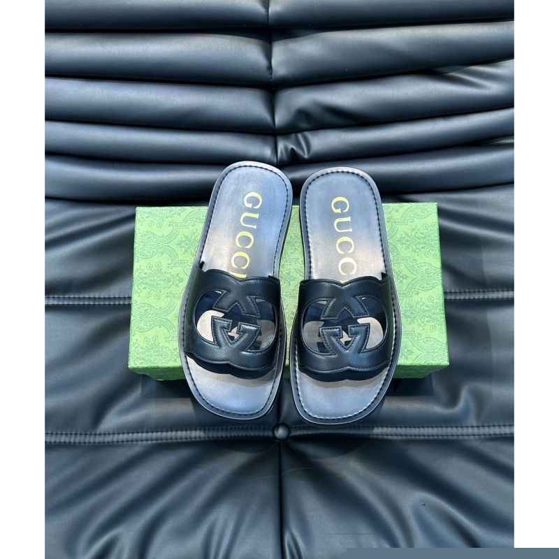 G*u*i slippers